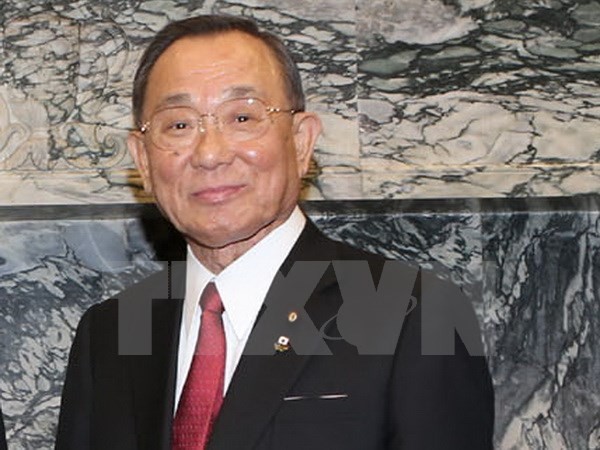 Le président de la Chambre des conseillers du Japon en visite au Vietnam - ảnh 1